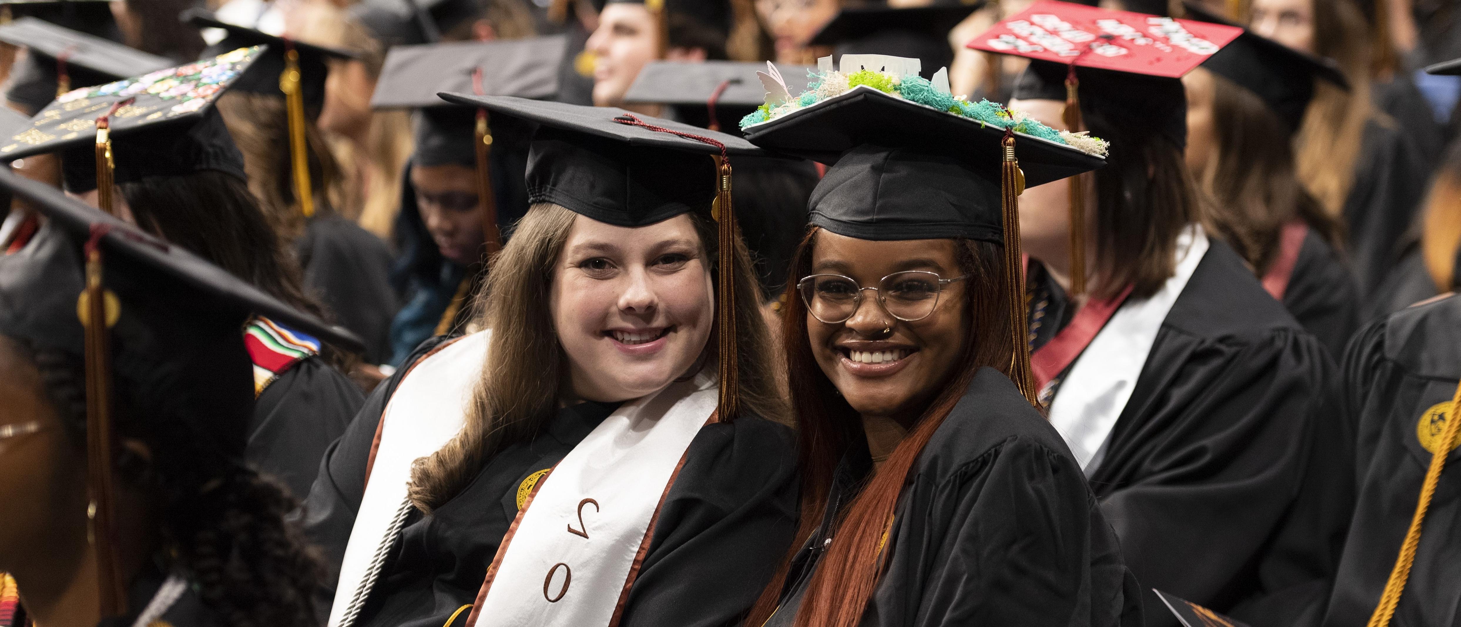 2023 graduates at LOYNO Commencement